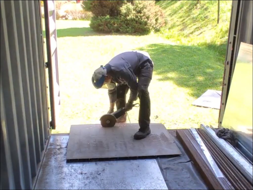 How to build a steel workbench, in under 10 minutes Luxury Containers